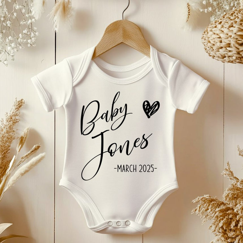 Baby Personalised Name & Date Baby Annoucnement Bodysuit - Little Lili Store